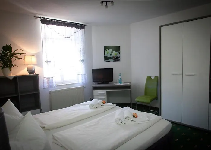 Ratskeller Гостевой дом Thum